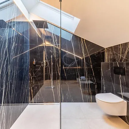 App 303 Palazzo Cavour Lägenhet Bolzano